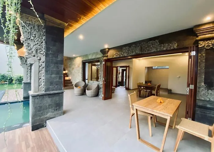 Villa Dewa Dewi 2 *